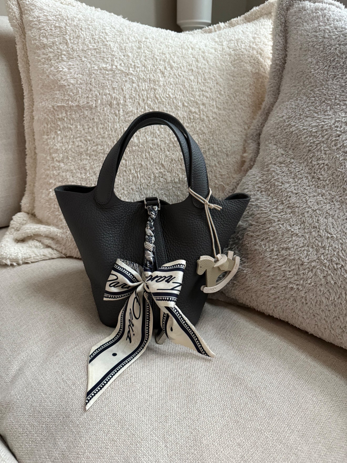 Luxury Handbag Luna Charm