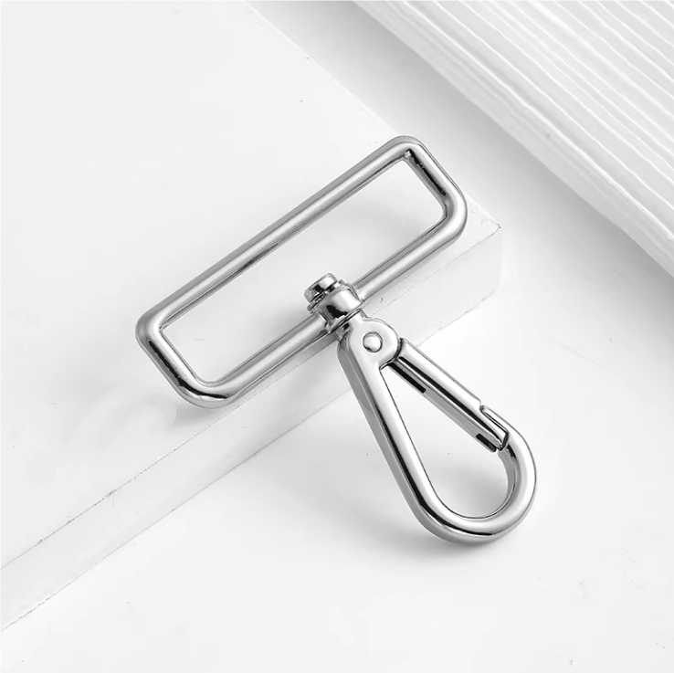 NEW: Charm Buckle Strap Converter (Evelyne)