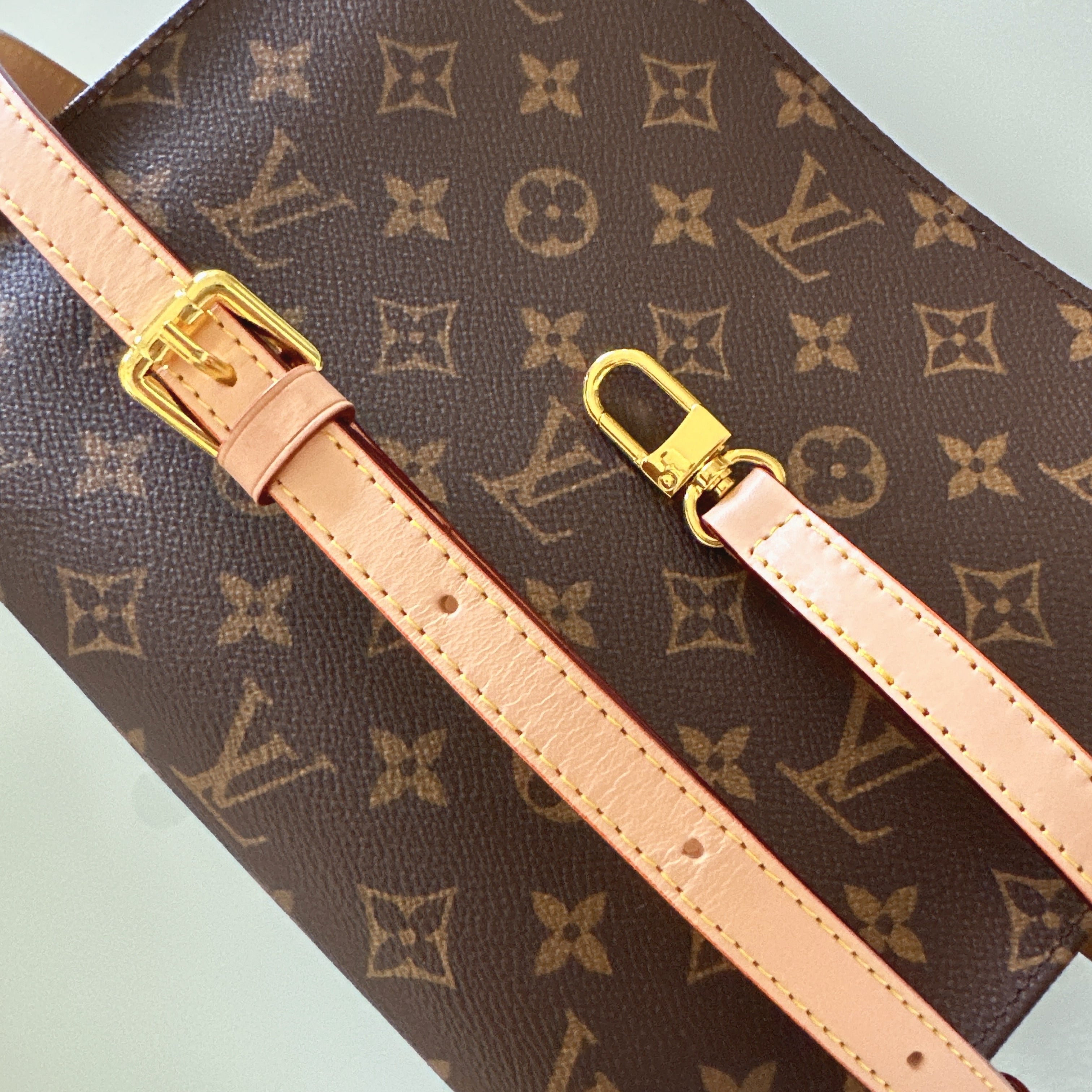 Adjustable Crossbody Leather Strap