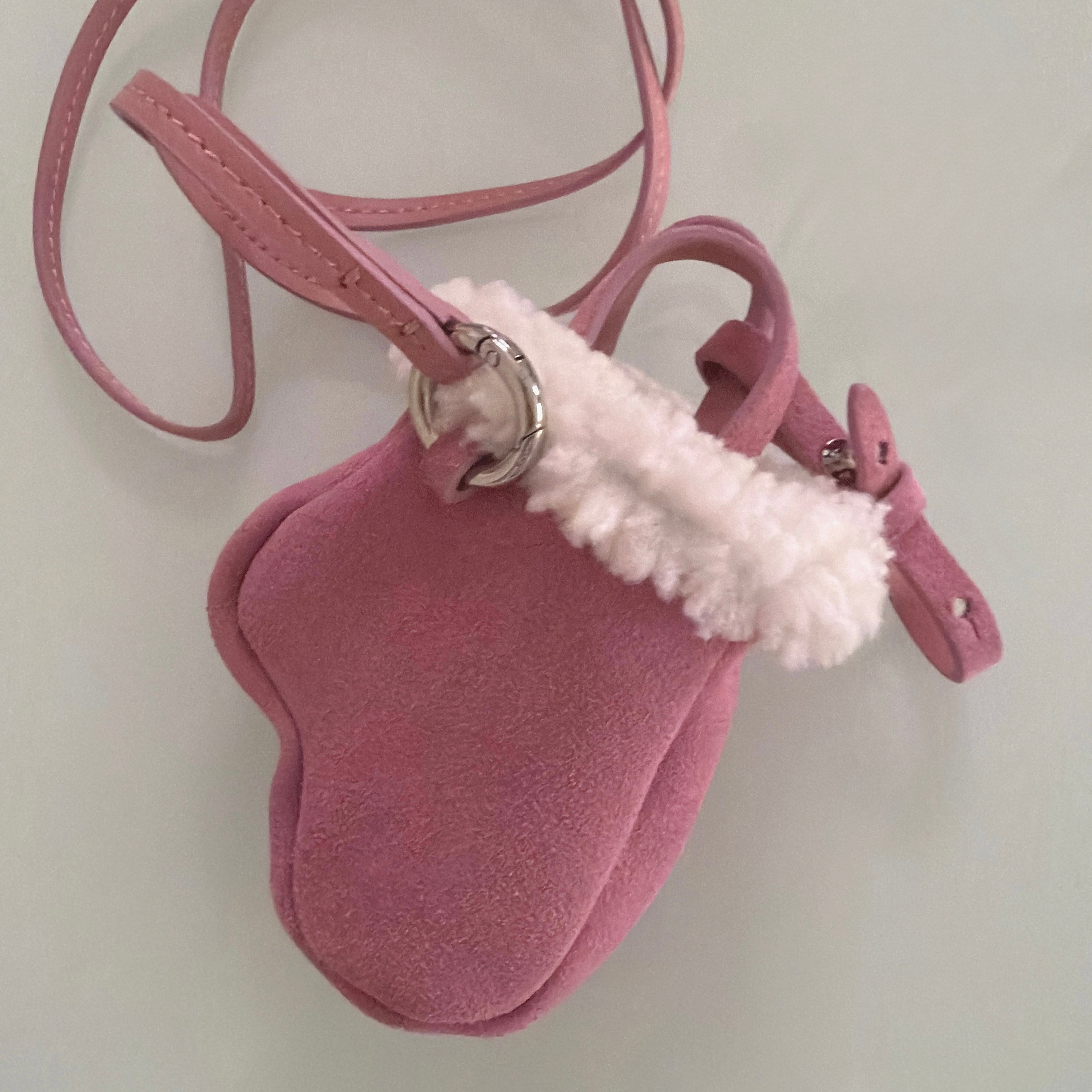 Mini Mitten Charm & AirPods Holder