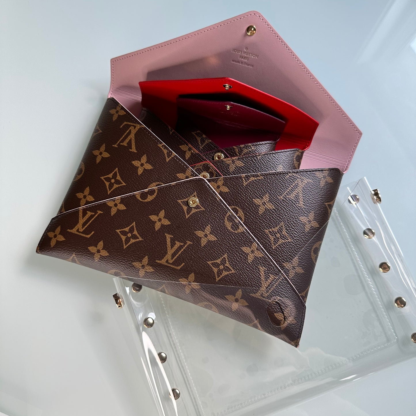 [RM 55.95](▼21%)[No Brand]KIRIGAMI LV Envelope Clutch Felt Insert Clear  Sleeve Chain Sling Leather Strap Convert to Sling